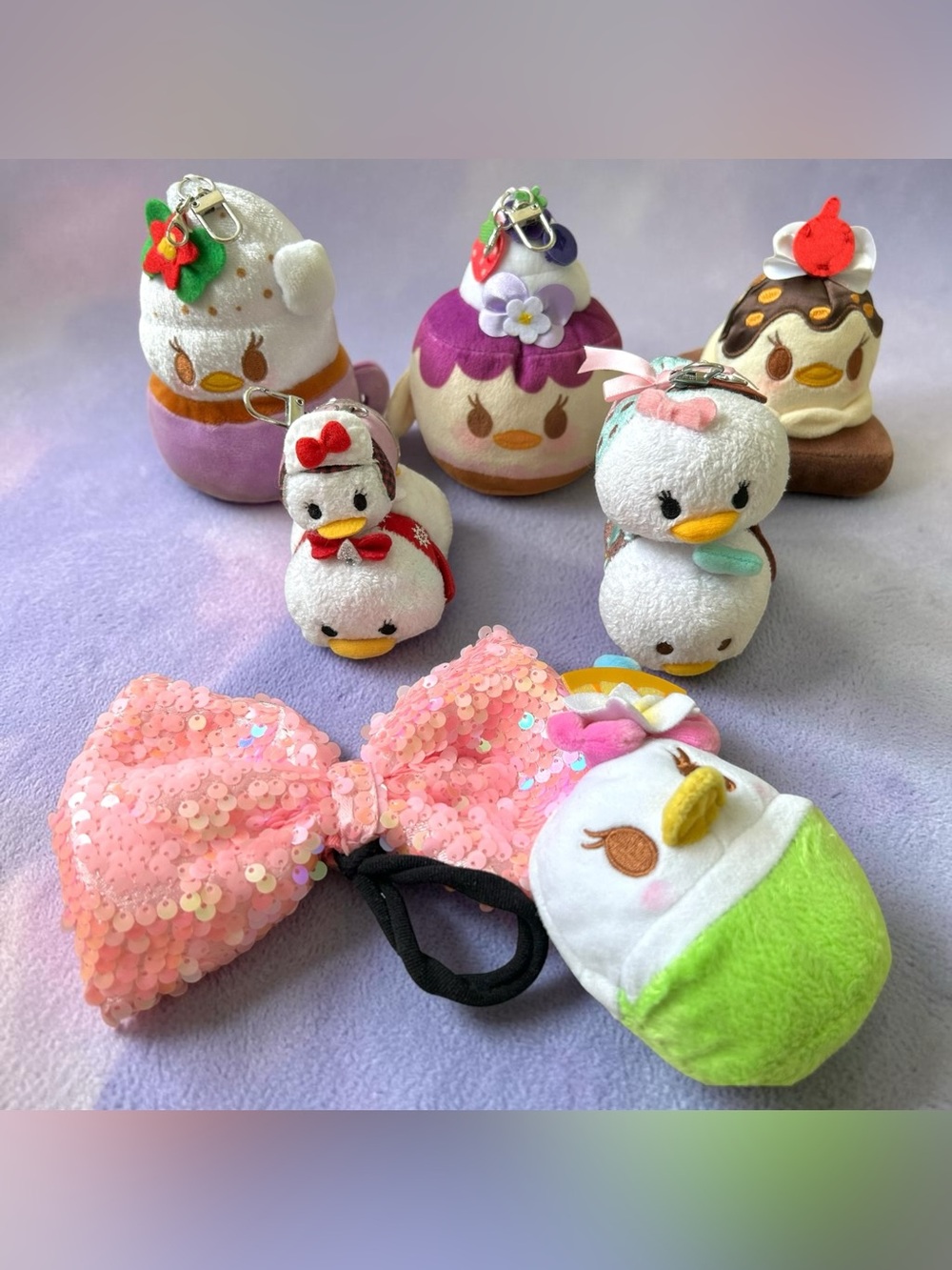 Disney Daisy Duck Tsum Tsum Plush Keychain Lot + Magnet & Sequin Hair Bow